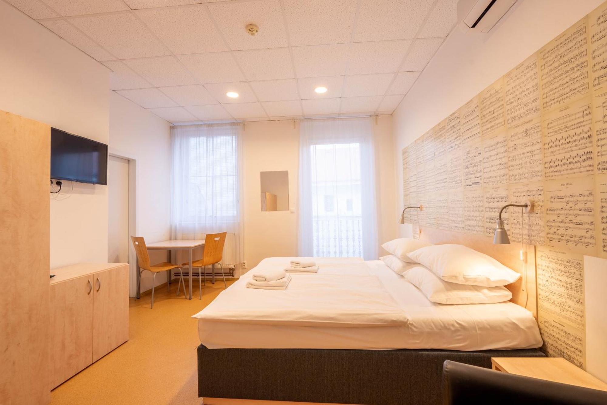 Drunken Monkey Hostel